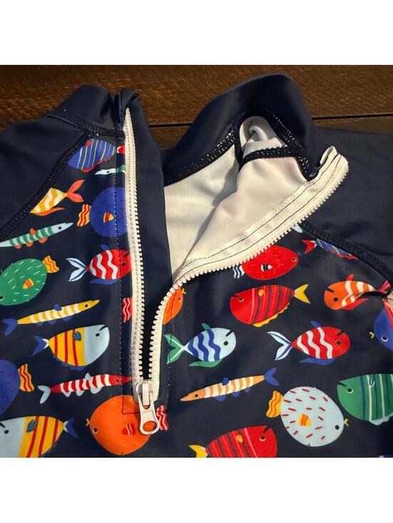Unbranded Blue Fish Print Toddler Rash Guard Swimsuit Romper Size 6-12M Sun Suit - Picture 5 of 6